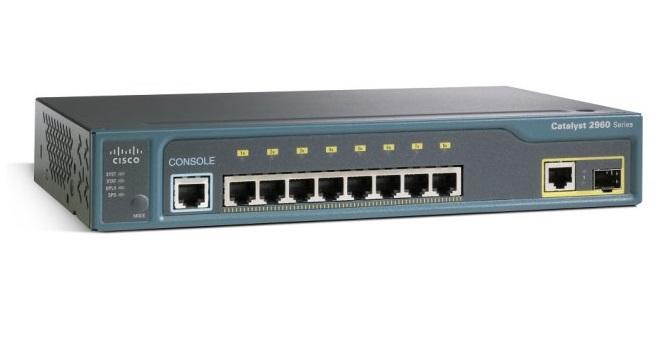 Commutateur Cisco WS-C2960-8TC-L WS-C2960-8TC-L by Cisco